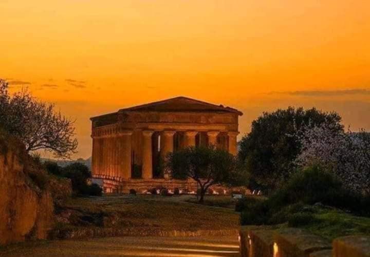 I Tetti Di Girgenti Bed & Breakfast Agrigento Dış mekan fotoğraf